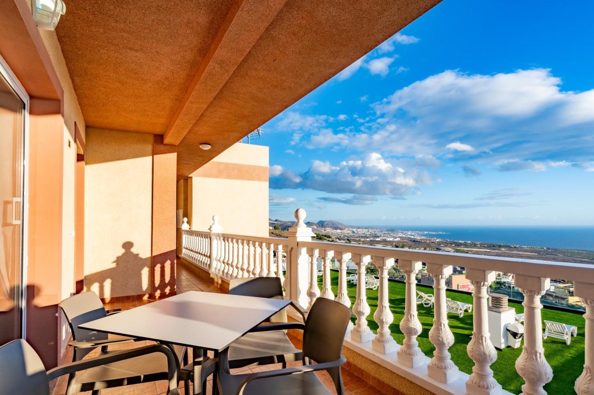 Los Menores Sea View Costa Adeje  Kültér fotó